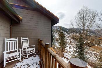 Essence at Arrowhead, Edwards (photo 2)