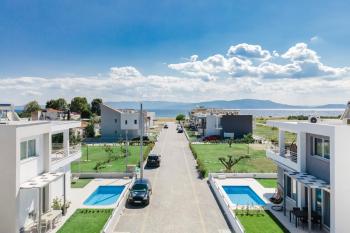 Thalassa & Thalassa Prive Residential Complex, Ofrinion (foto 2)