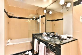 Fraser Suites Le Claridge Champs-Elysées, Paryż (zdjęcie 3)