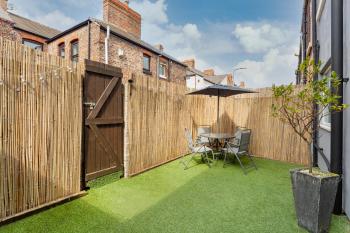 Watford House - Air Host & Stay - 3 Bedroom Period House, Liverpool (photo 5)