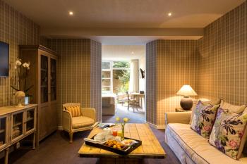 Nira Caledonia, Edinburgh (photo 2)