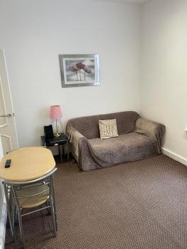 No 7 - 1 BED NEAR SEFTON PARK AND LARK LANE, Liverpool (photo 3)