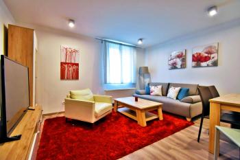 Apartment Dalibor II with private entrance and private garage, Szpindlerowy Młyn (zdjęcie 2)