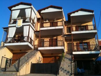 ΜΕΖΟΝΕΤΑ, Nea Roda (Foto 3)
