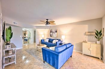 Naples Condo with Enclosed Balcony and Lake Views!, Naples (fotografie 5)