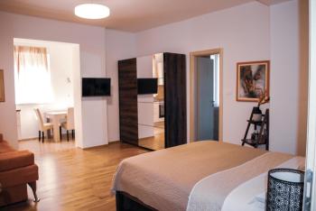 Royal Deluxe, Split (photo 3)