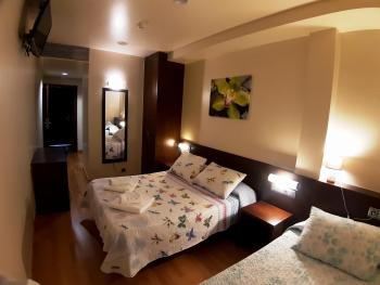 Hostal Nirvana, Ponferrada (photo 3)