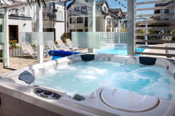 Orbisa Bis w cenie Basen podgrzewany Sauna Jacuzzi Rowery Parking Klimatyzacja Opcja śniadań, Łeba (foto 3)