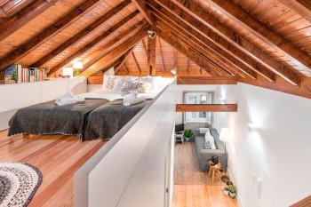 Home in Porto - Cozy 2BR Duplex by LovelyStay, Porto (fotografie 2)