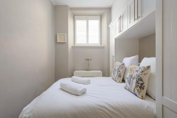 The Rose Street Retreat by Calton Living, Edinburgh (photo 3)