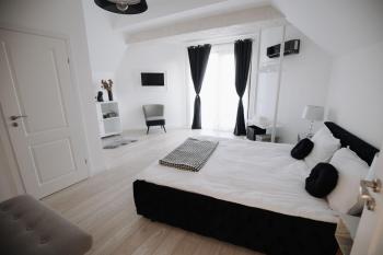 The Corner50, Alba Iulia (foto 3)
