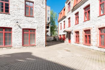 Stylish apartment with parking in Telliskivi, Tallinn (photo 4)