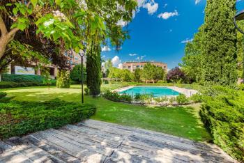 Las Huertas - Modern Accommodation in Madrid Conde Orgaz, Madrid (foto 4)
