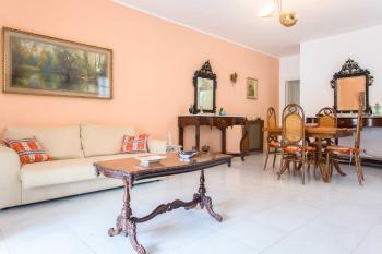 Independent Villa Located a few Minutes Walk From the Beach in Quiet Area, Palermo (fotografie 5)