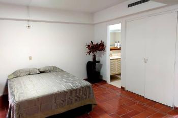 Apartamento en Parque del Poblado, Medellín (foto 3)