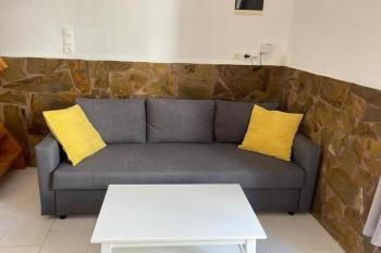 PANOS ROOMS Central loft studio near the beach, Andros (photo 4)