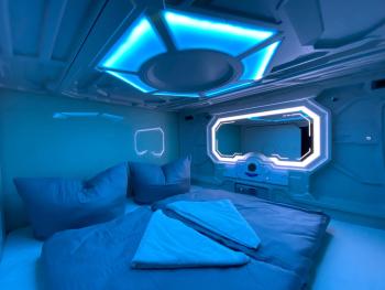 Space Night Capsule Hostel, Berlin (photo 2)