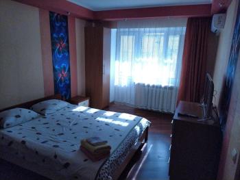 Квартира на КПИ, Kiev (foto 3)