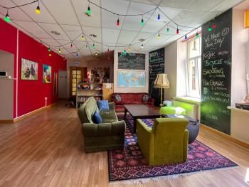 Cinnamon Sally Backpackers Hostel, Riga (photo 2)