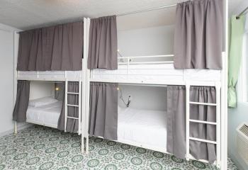 Bungalows Hostel, Las Vegas (photo 5)