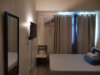 Mack's Awesome Place 24 with Netflix and FastUnliwifi, Manila (fotografie 2)