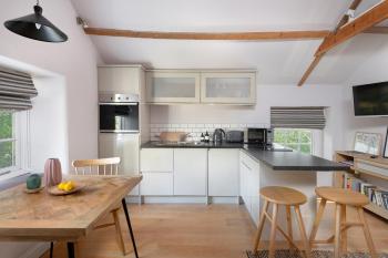 The Hayloft by Black Door Stays, Bath (photo 3)