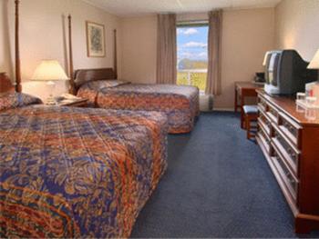 Quality Inn & Suites New Hartford - Utica, Utica (photo 3)