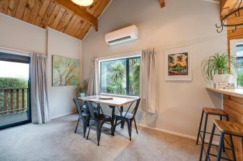 Alpine Hideaway - 3 Bedroom, Closeburn (фото 5)