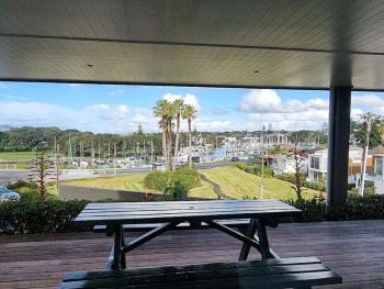 Fabulous Castor Bay 1 Bedroom With Views and SkyTV, Auckland (Foto 4)
