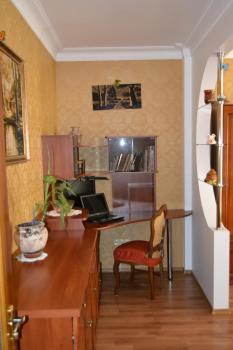 Executive suite in the centre, Ternopilʼ (photo 3)