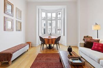 JOIVY Elegant flat in Bayswater, West London, Лондон (фото 2)