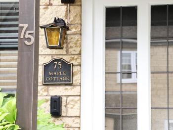 Maple Cottage, Broadway (photo 3)