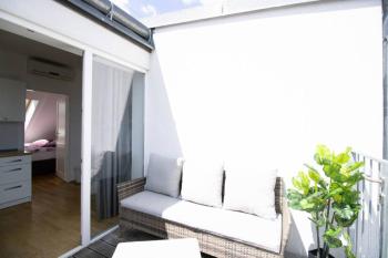 Sunny & Cozy Penthouse with Balcony l DG4'14, Vienna (photo 2)
