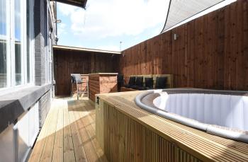 Slps 14 Hot Tub, Bar & Outdoor Terrace, Manchester (Foto 5)