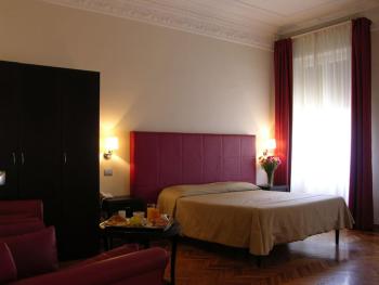 Target Inn Rooms, Řím (fotografie 5)