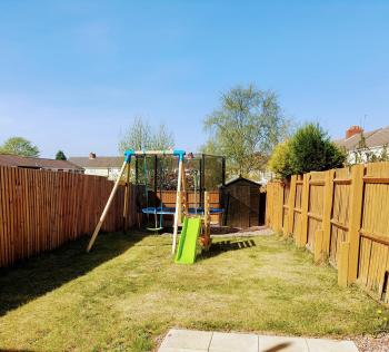 Spacious 3 bed house, great for FAMILIES and CONTRACTORS, sleeps 5 plus FREE Parking - Triumph Serviced Accommodation Wolverhampton, Wolverhampton (fotografie 3)