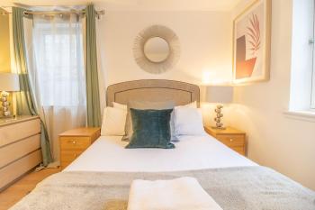 Merchant City Glasgow Green Apartment With Parking, Glasgow (photo 5)