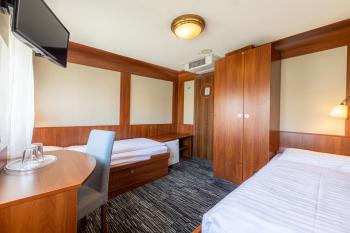 Grand Jules - Boat Hotel, Budapeszt (zdjęcie 4)