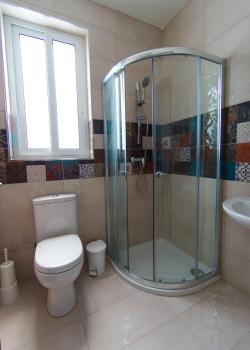 F12 Room 1, Private Room two single beds shared bathroom in shared Flat, Msida (fotografie 5)