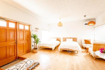 Sunnyside, Mijakodžima (fotografie 2)