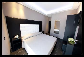 Fly Boutique Hotel, Neapol (zdjęcie 3)