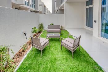 Opulent 3BR Townhouse at DAMAC Hills 2 Dubailand by Deluxe Holiday Homes, Dubaj (fotografie 5)
