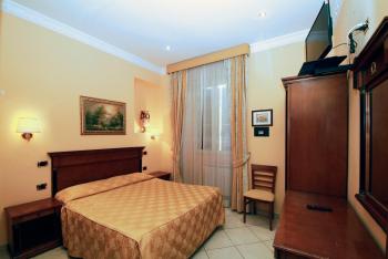 Hotel Meridiana, Рим (фото 3)