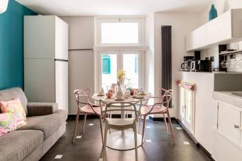 Ravecca Luxury apartment - near Columbus house, Janov (fotografie 3)