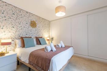 San Jacinto Triana Deluxe by Valcambre, Sevilla (Foto 4)