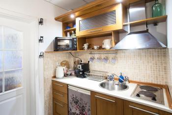 TOP CENTER Designer studio 1 minute to NDK&Vitosha by Flat Mаnager, Sofia (Foto 3)