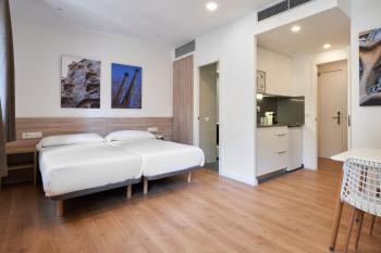 Aparthotel Augusta, Barcelona (photo 3)