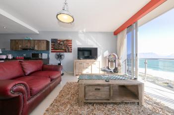 Infinity 602, Bloubergstrand (foto 2)