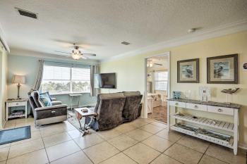St Augustine Condo with Pool Access, Walk to Beach!, St. Augustine (Foto 4)