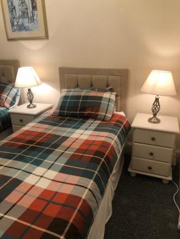 Large Grange Apartment, Edinburgh (photo 4)